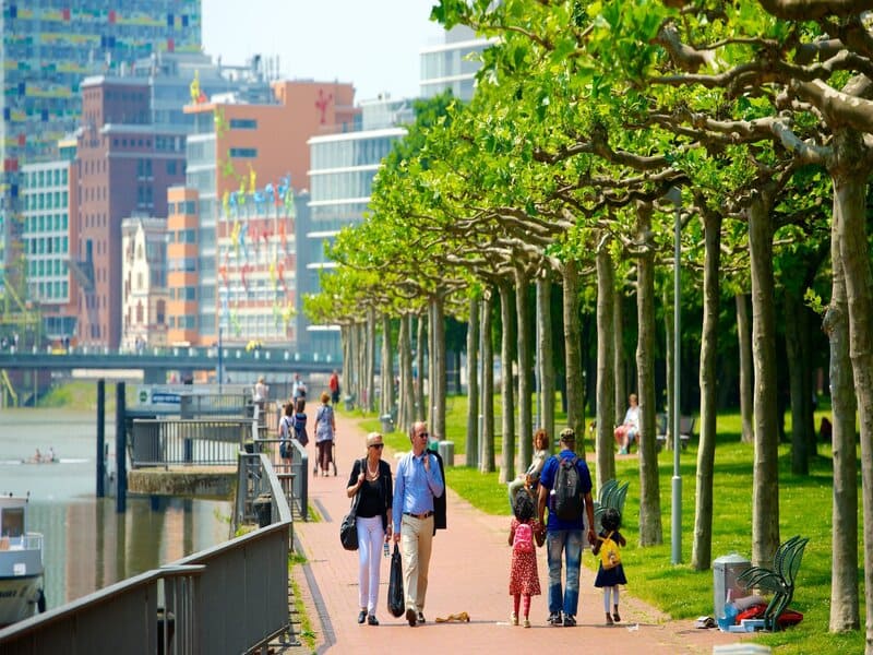 THÀNH PHỐ DUSSELDORF Ở ĐỨC - ĐIỂM ĐẾN LÝ TƯỞNG CHO DU KHÁCH